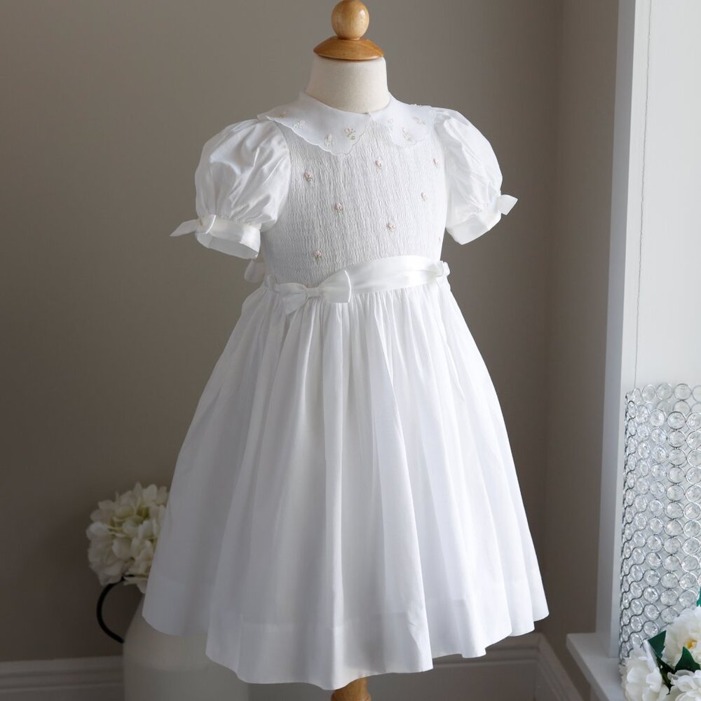 Strasburg Dress Smocked Heirloom Rare Find Special Occasion Flower Girl Size 5